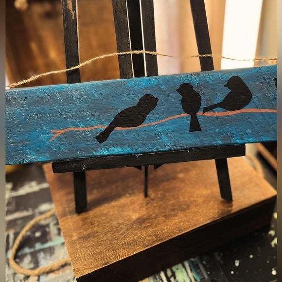 Wood hanging sign - Picture 2 of 2